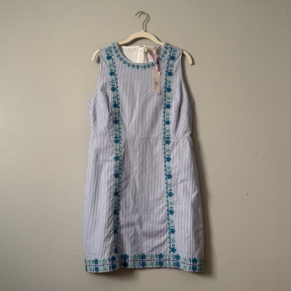 Vineyard Vines Pop Embroidered Hydrangea Stretch Shift Dress - Picture 2 of 8